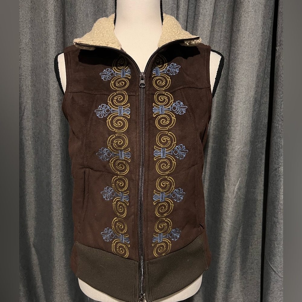 Athleta Suede like vest size small
